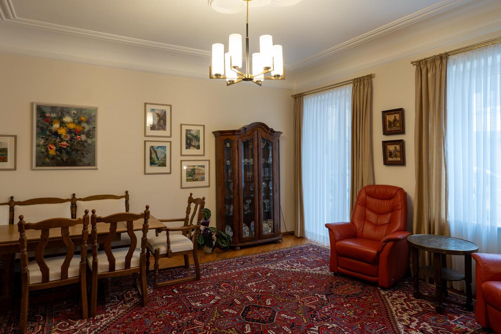 Neu - 4 Zimmer, 4 Betten, 5 Min Zum Hbf, Terrasse, 160Qm Augsburg Eksteriør bilde